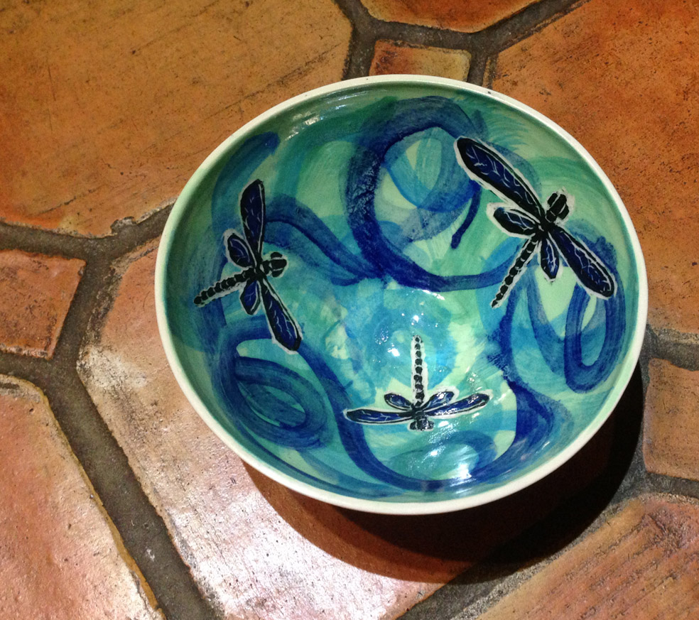 dragonlies in flight lo